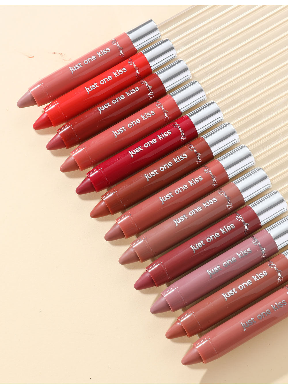 Solid Moist Lipstick Crayon – Long-Lasting Moisturizing Lip Color