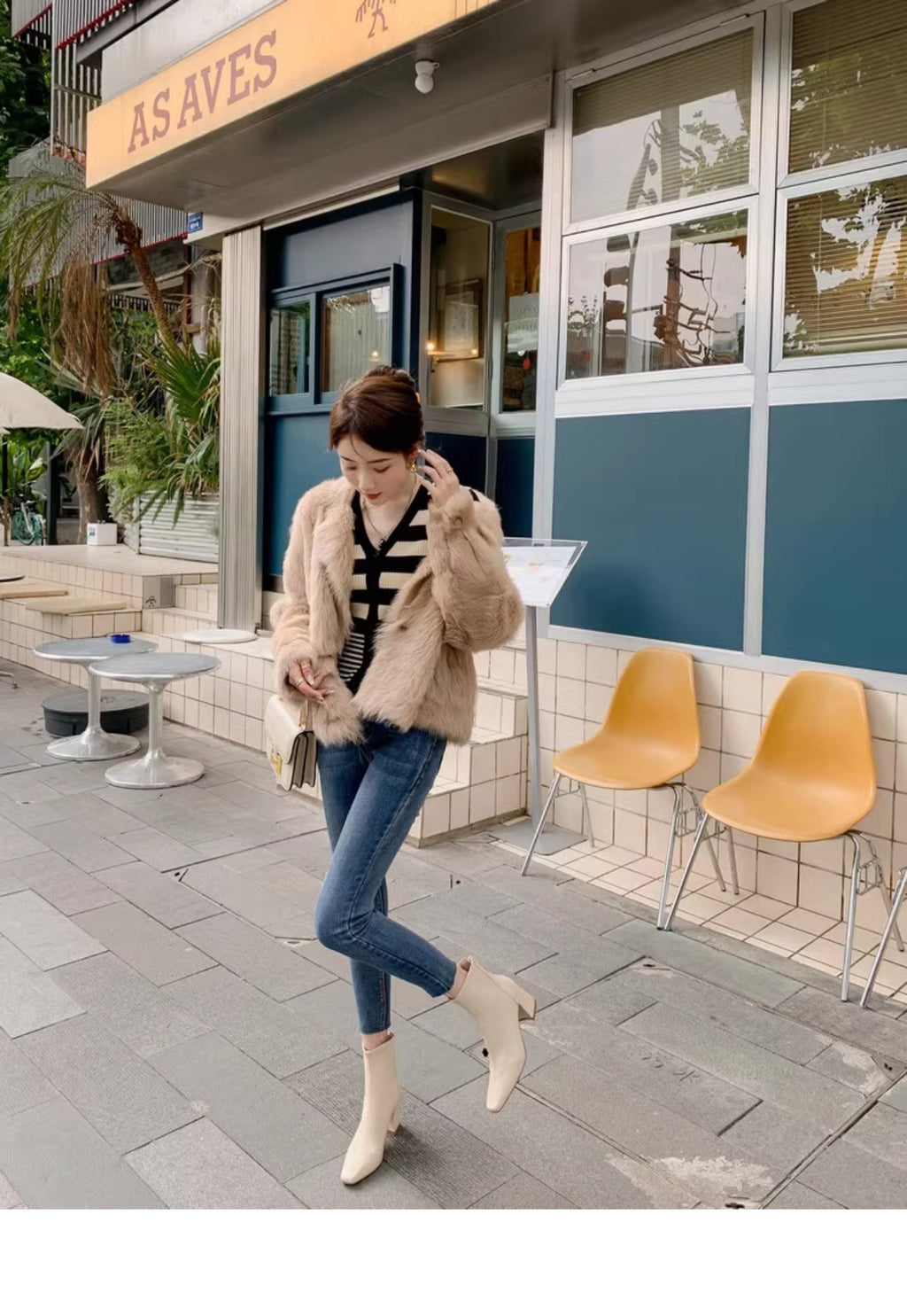 Women’s Off-White Elastic High-Heeled Boots