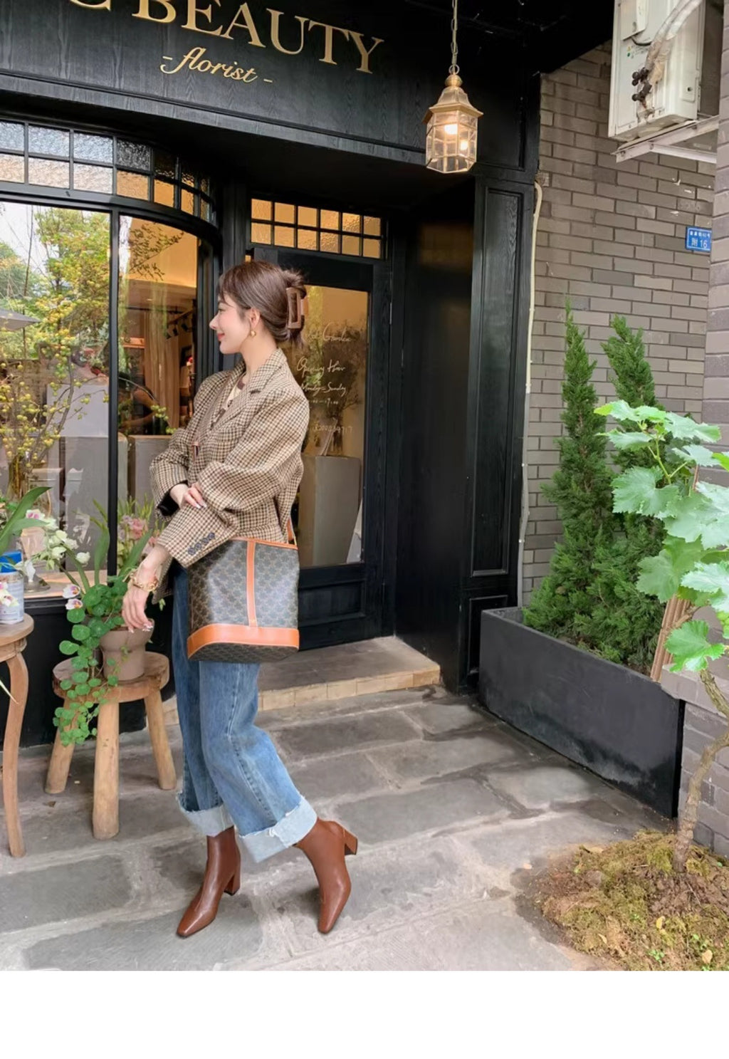 Women’s Off-White Elastic High-Heeled Boots