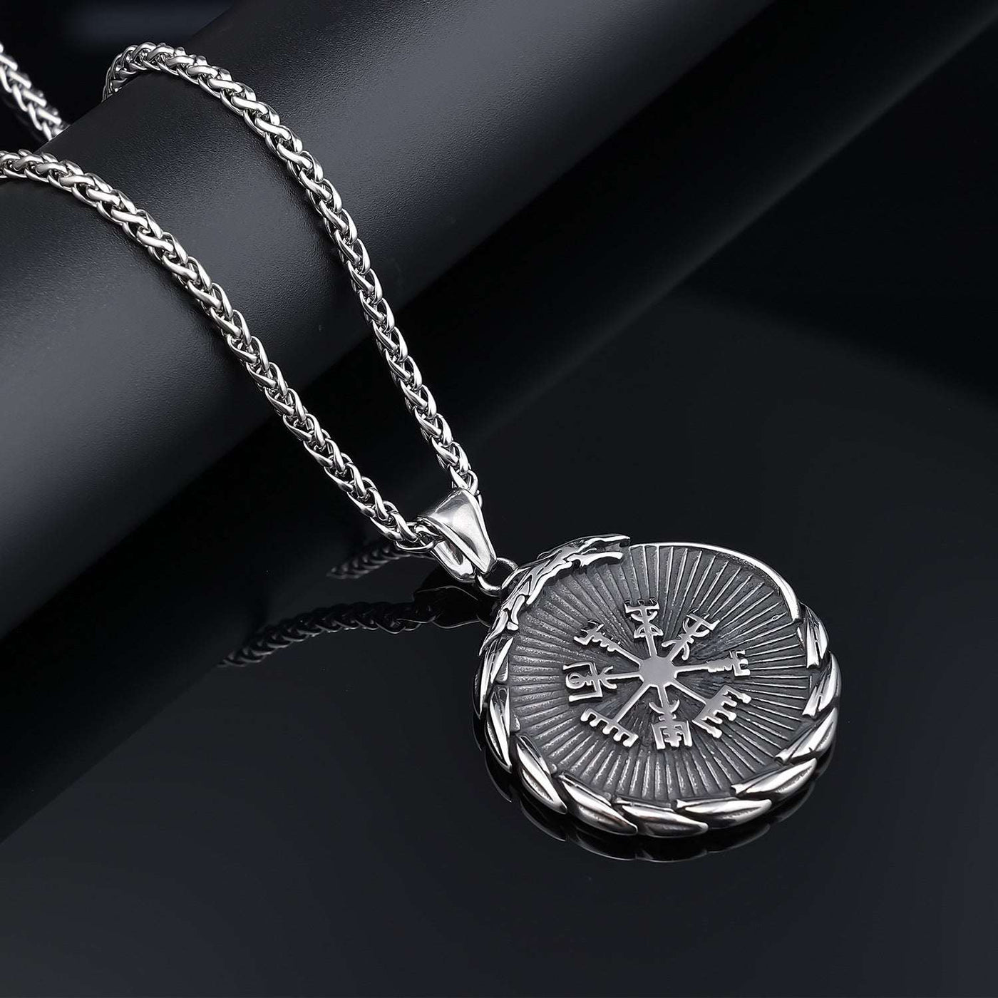 Multi‑Color Titanium Steel Pendant – Trendy Personalized Jewelry for Modern Style