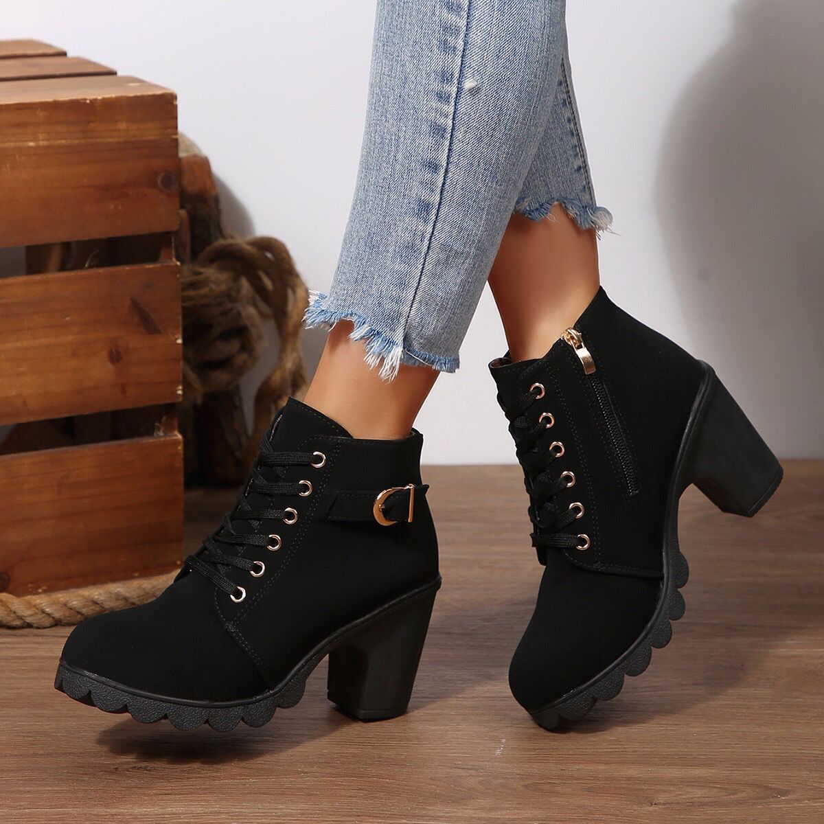 Women’s Cross-Tie Chunky Heel Ankle Boots